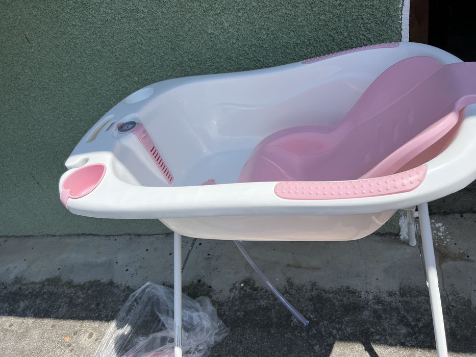 CHIPOLINO вана със стойка