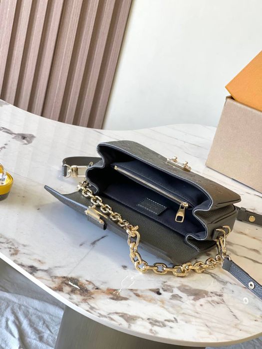 Geanta Louis Vuitton Metis