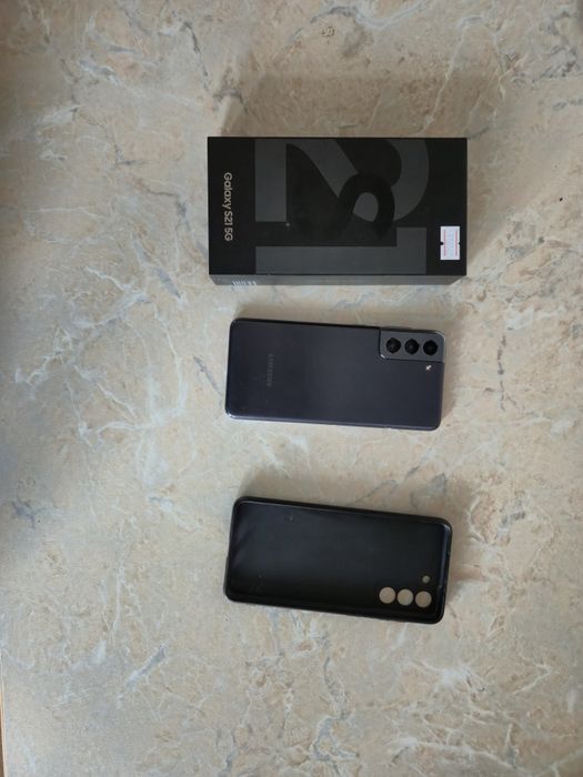 Продам Samsung s21