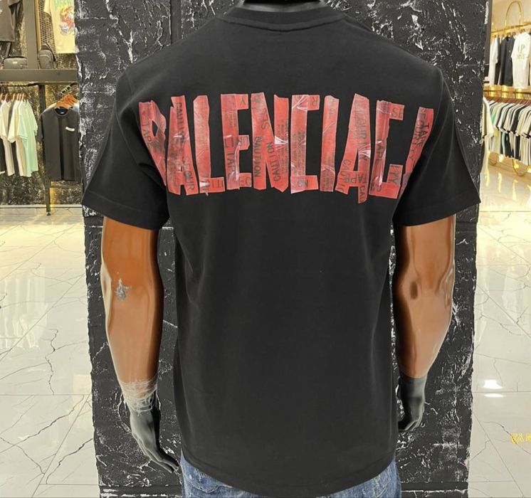 Tricou Balenciaga