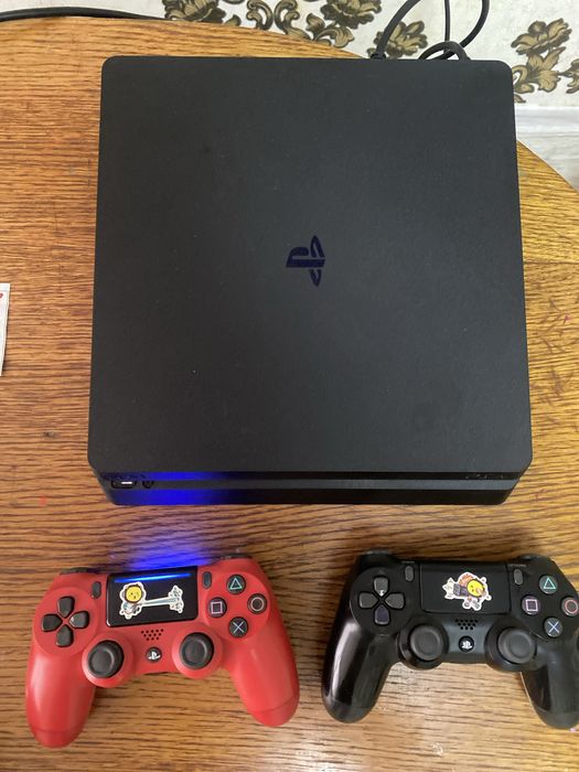 Sony Playstation 4 slim