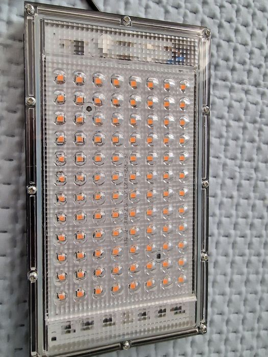 Фито лампа  100 ват .