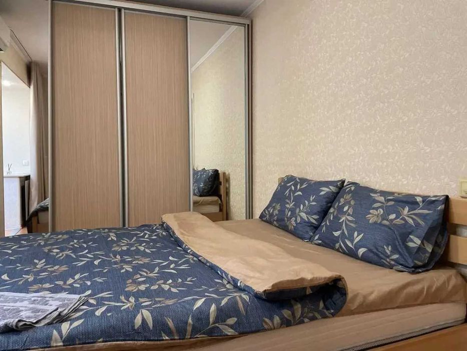 Двустаен имот в кв.Белите брези