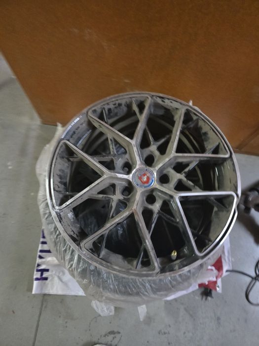 Продам колеса с дисками  HRE FF10