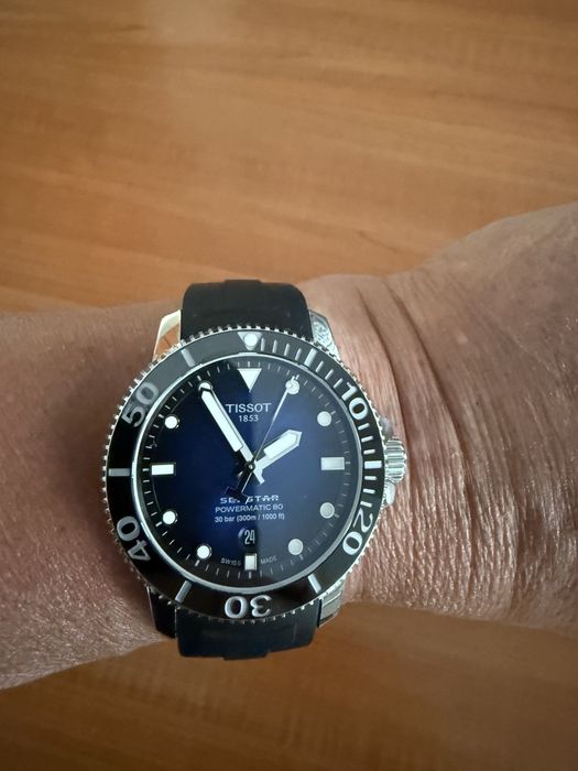 Продавам часовник  Tissot Seastar