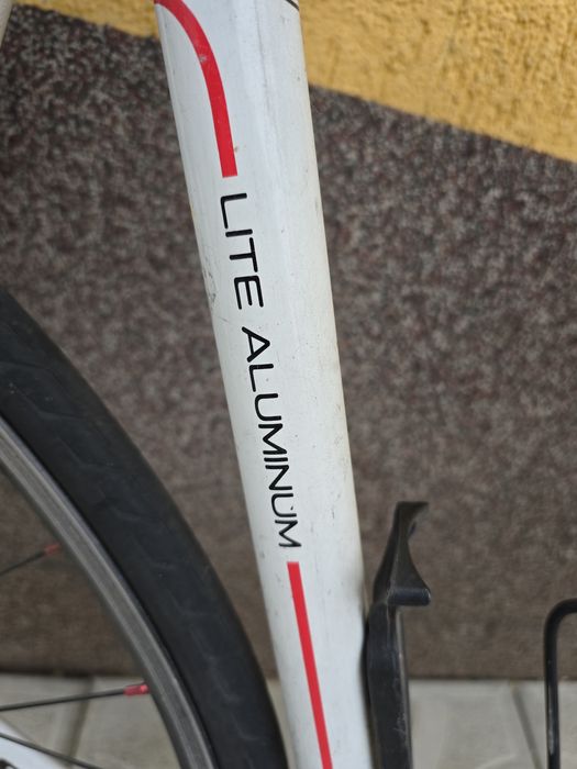 Bicicleta cursiera Mekk AL ZR aluminiu furca carbon Shimano 8 viteze 7