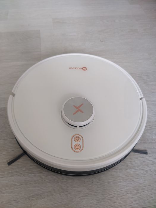 Робот пылесос в отличном состоянии