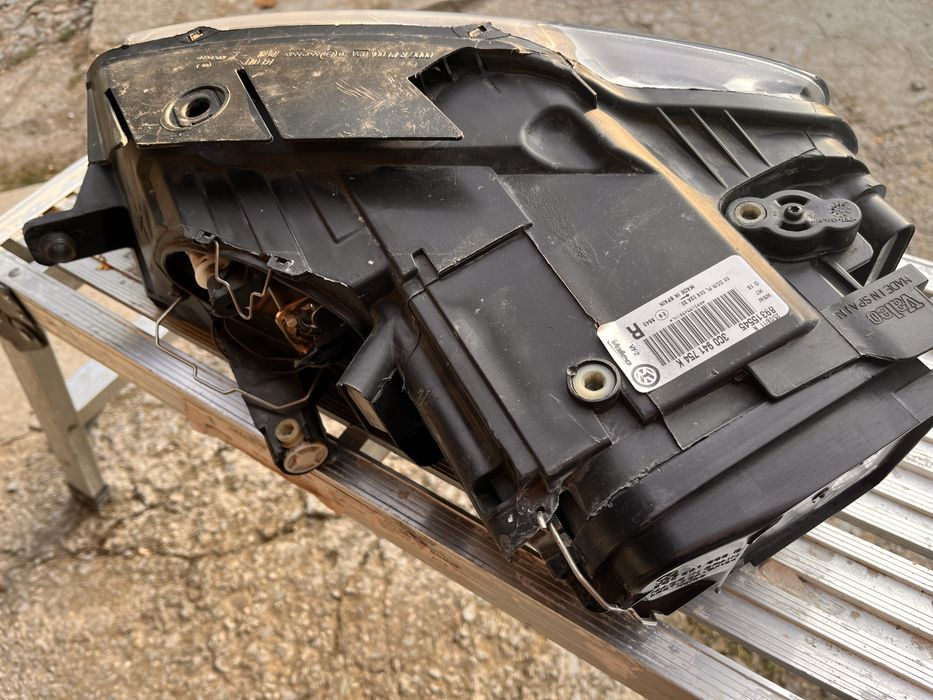 Vw PASSAT B6 OEM Оригинален десен биксенон фар