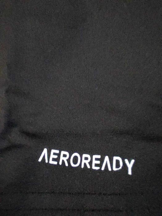 ТОП! Адидас Аякс Подаръчен Футболен анцунг екип за фенове!!