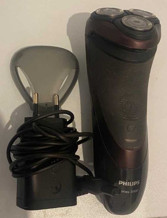 Philips Series 3000 Електрическа самобръсначка