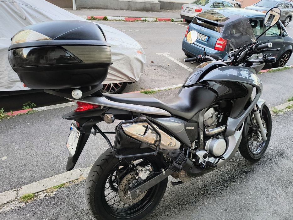 Vând Honda Transalp XL 700V injectie