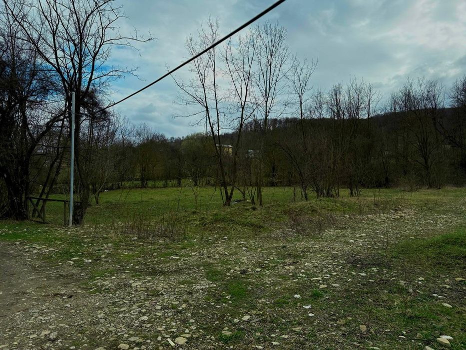 Teren intravilan 2.115 mp - Provița de Sus, Valea Bradului (Prahova)