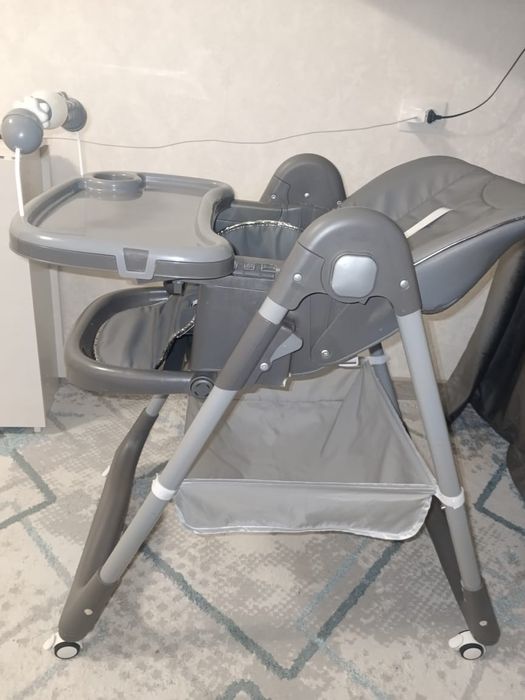 Стул для кормления