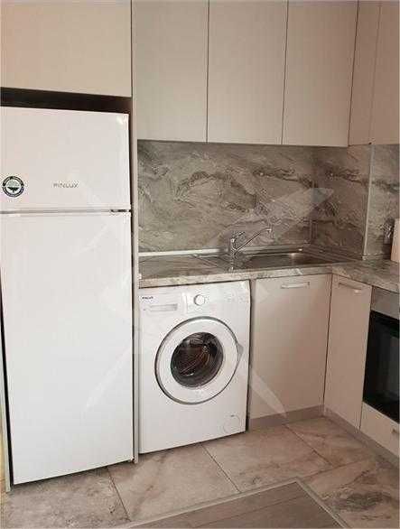 Дава се под наем Двустаен апартамент в Пловдив, Тракия - 50 кв.м за 448.8 € - Снимка #1