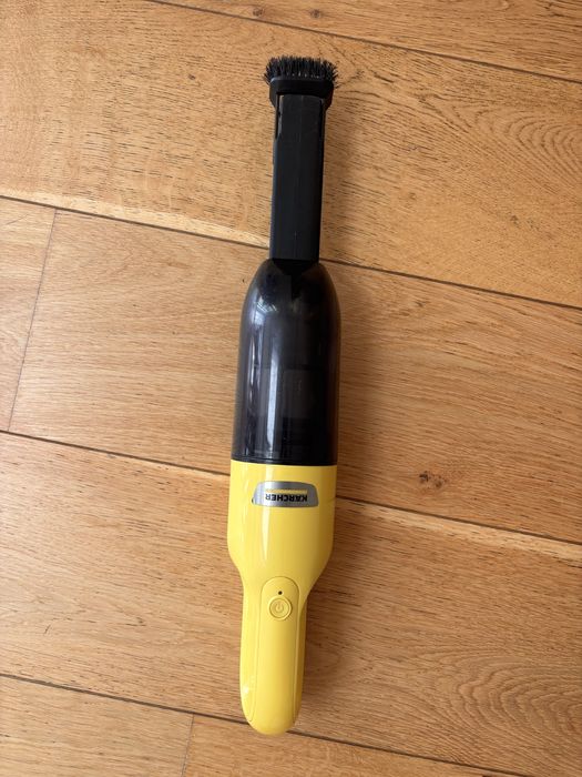 Ръчна Прахосмукачка Karcher, Без Торба, Сухо Засмукване