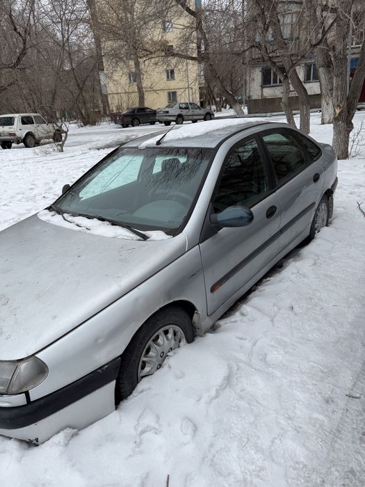 Продам машину Reno Laguna