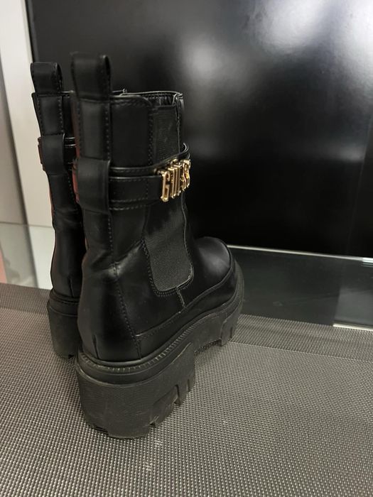 Боти челси Guess YELMA