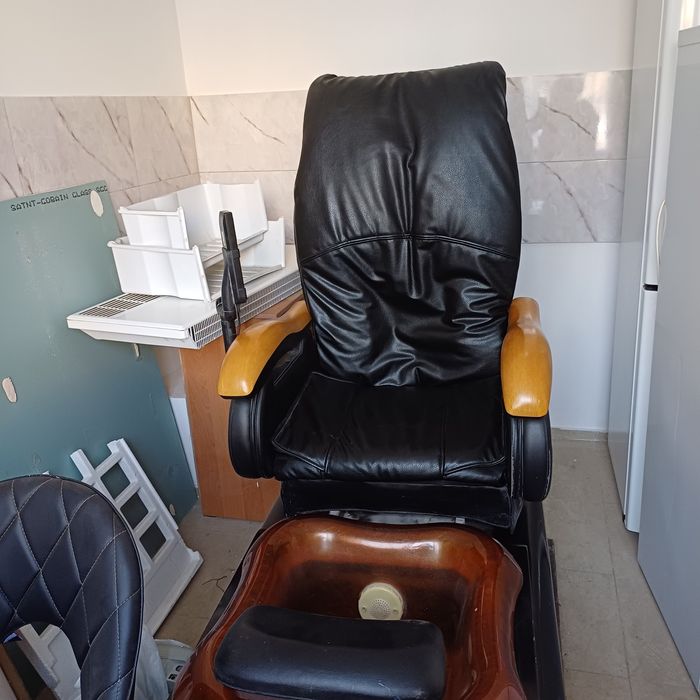 Педикюрное кресло массажное