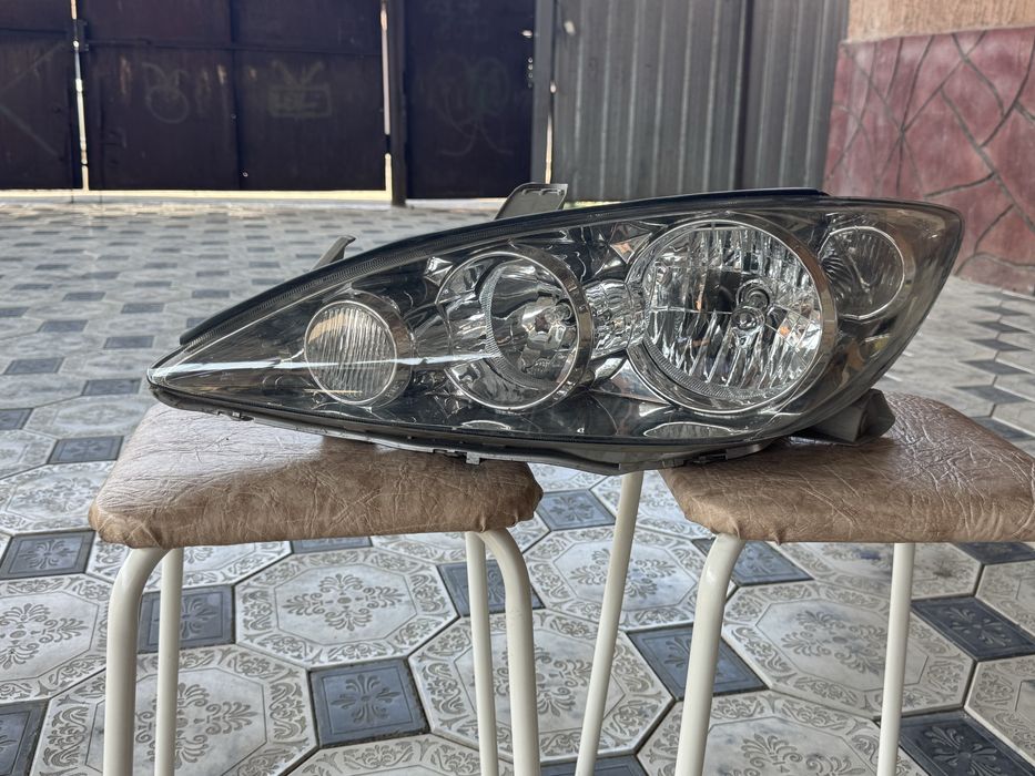 Фара toyota camry 35