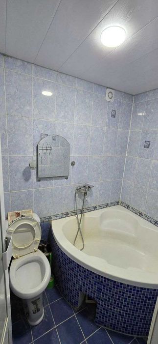 Продаётся 3х комн квартира на 2 этаже Ор-р Тожмахал