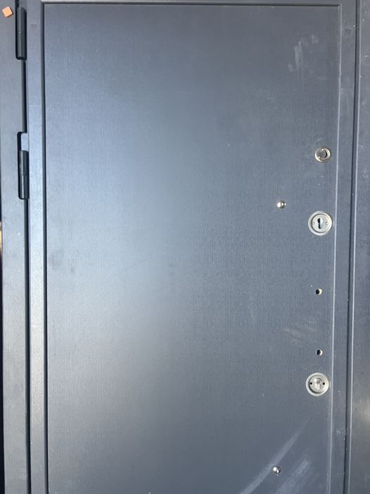 Входная дверь стандартная