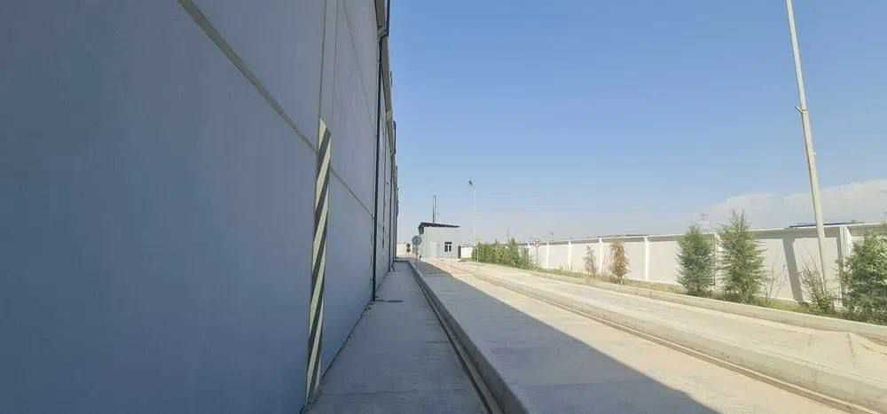 Продаётся 1,9 га производственная база.