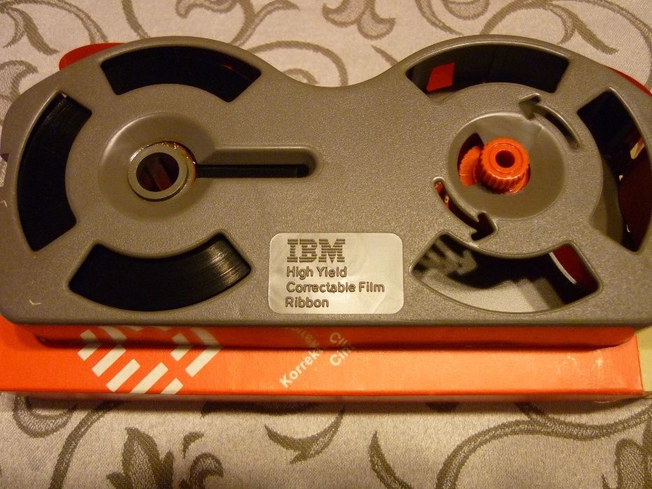Нови IBM ленти за пишеща машина