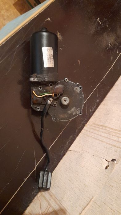 Автомобильные     Дворник    маторчик   ассортимент.