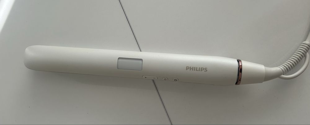 Преса за коса Philips MoistureProtect - HP8374/00