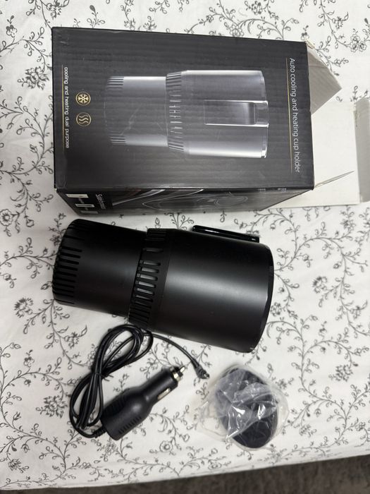 Suport auto de pahar auto cu functia de incalzire si racire