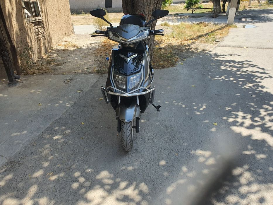 Продаю электроскутер.