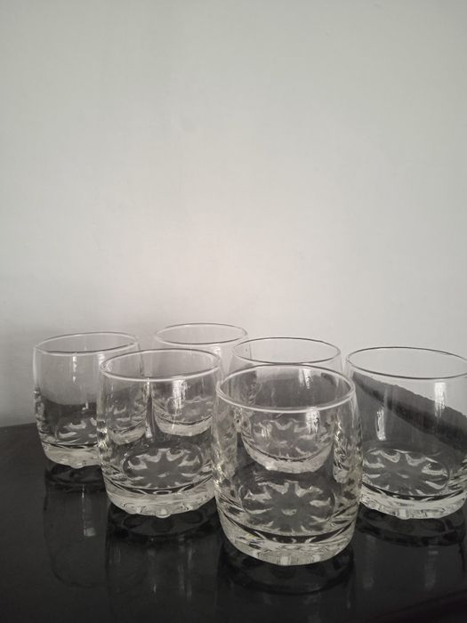 Кувшин , вазочки ,рюмки