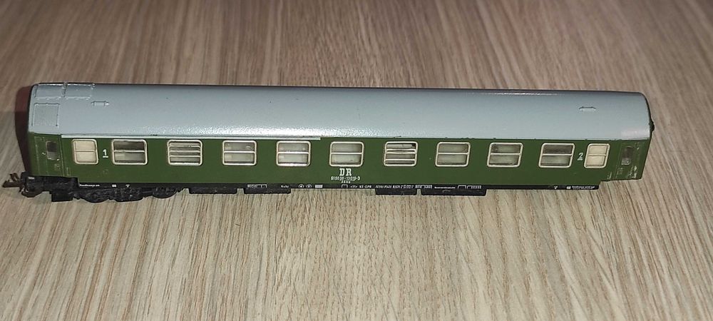 Pentru trenulet electric scara tt - 12 mm   locomotive - vagoane - linii sine 300 ron