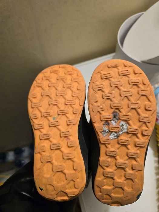 Ботуши Адидас номер 26