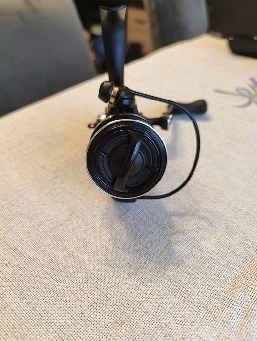 Vând mulinetă Abu Garcia Zenon X