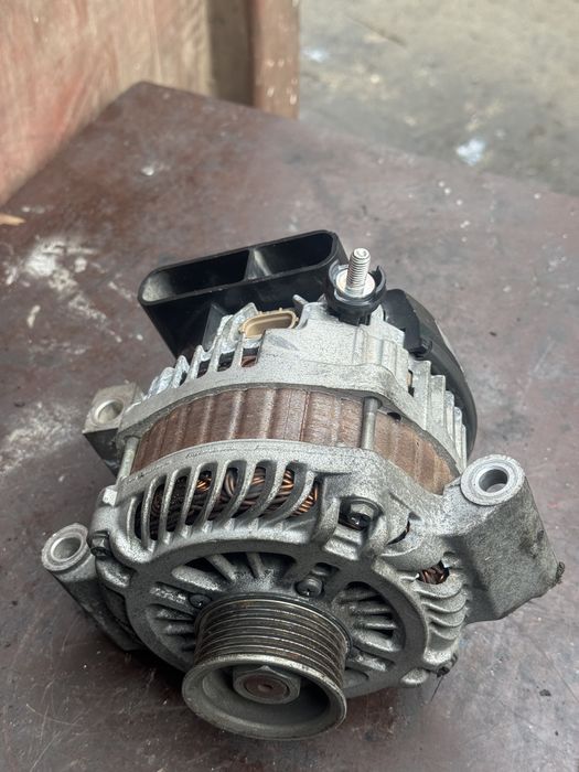 Генератор Mazda 3 BK / Mazda 6 GG (двигатель 2.3 L3) Оригинал