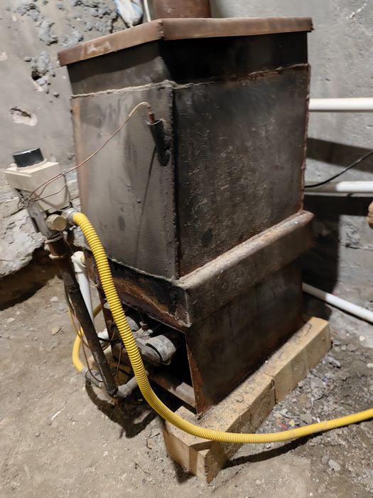 Срочно продаётся одноконтурная газовые котлы с новым автоматом (апок)