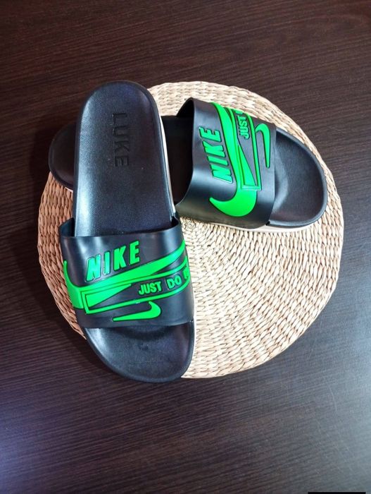 Мъжки чехли намалена цена