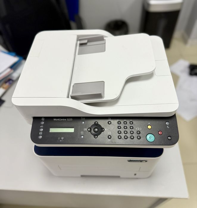 Продается МФУ Xerox 3225Ni