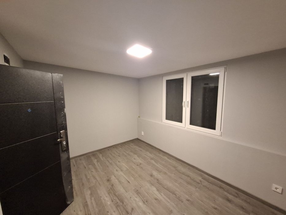 Дава се под наем  в София, Оборище - 11 кв.м за 149.43 € - Снимка #2