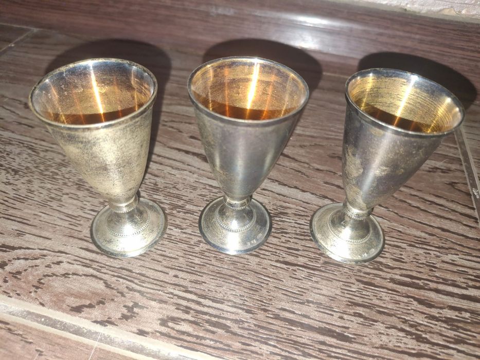 Продам рюмки серебро совецкое