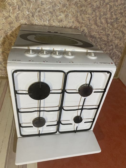Отдам даром газовую плиту