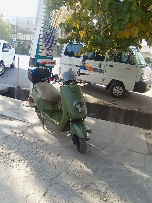 SKUTER Sotiladi samarqand