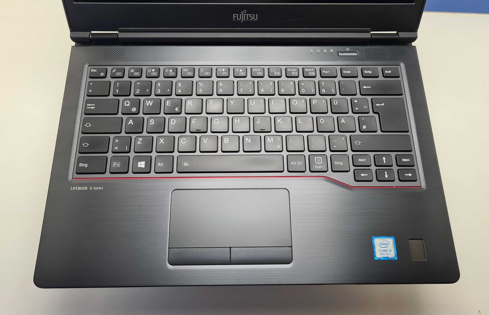 Fujitsu Lifebook U749 i5 8265U/8GB/256SSD/FHD