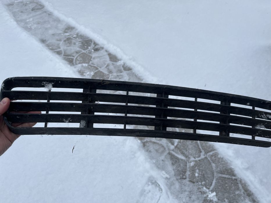 Продам решетку на ауди