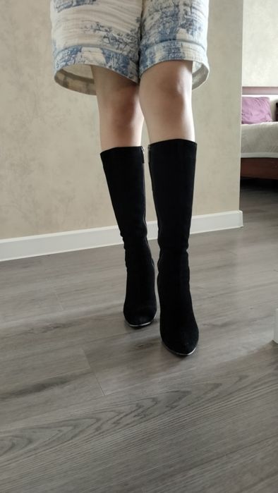 Күз етік сатылады