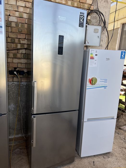 Холодилник в хорошием состаяний