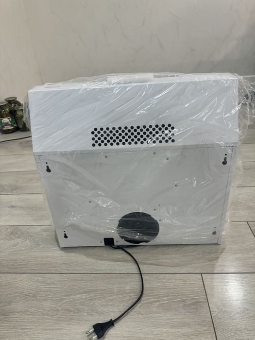 Вытяжка продам новая