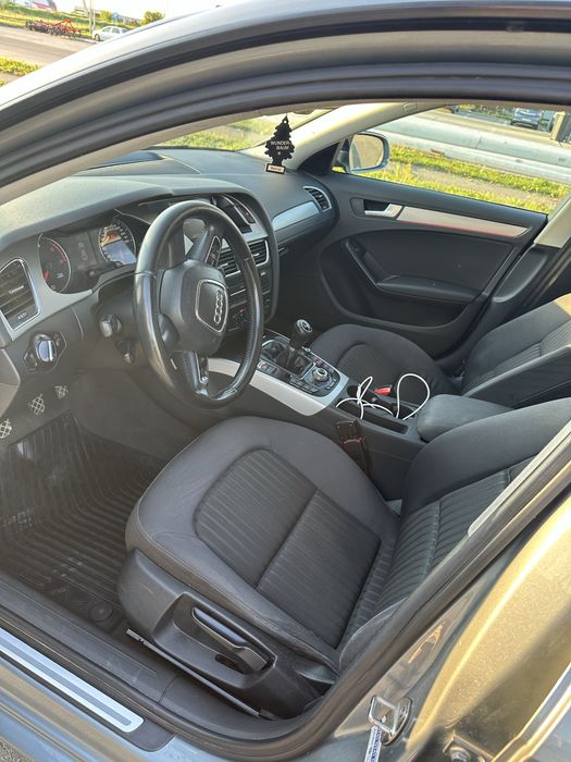 AUDI A4 2010 — imagine 2