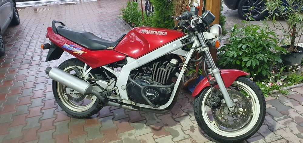 Vând Suzuki gs 500